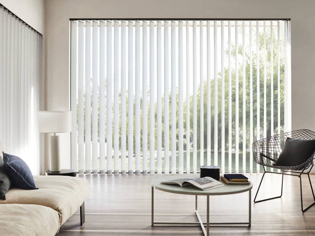 Stores Lamelles Verticales 1024x768